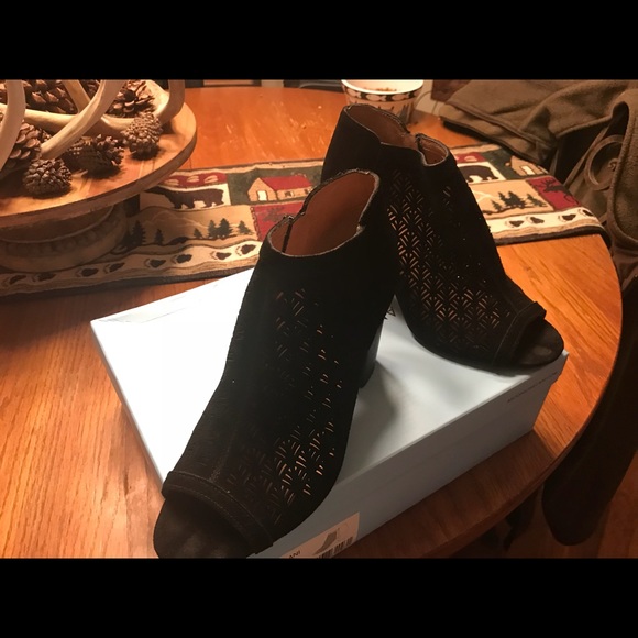 Booties - Picture 2 of 3